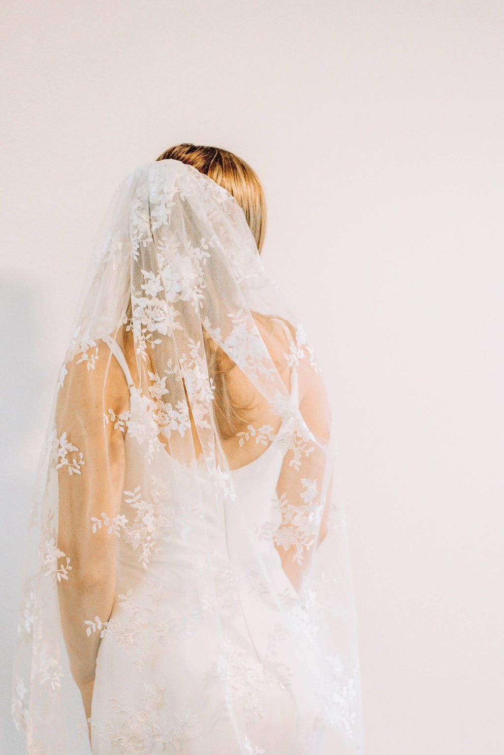 Inez White Floral Veil
