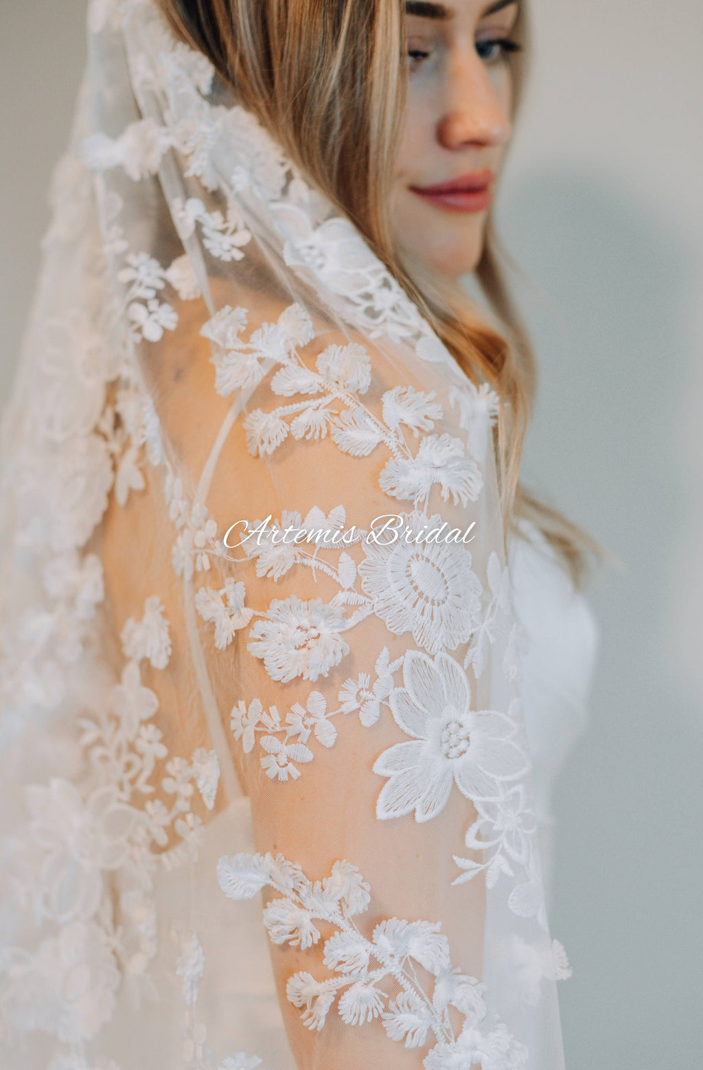 Norah Floral Veil