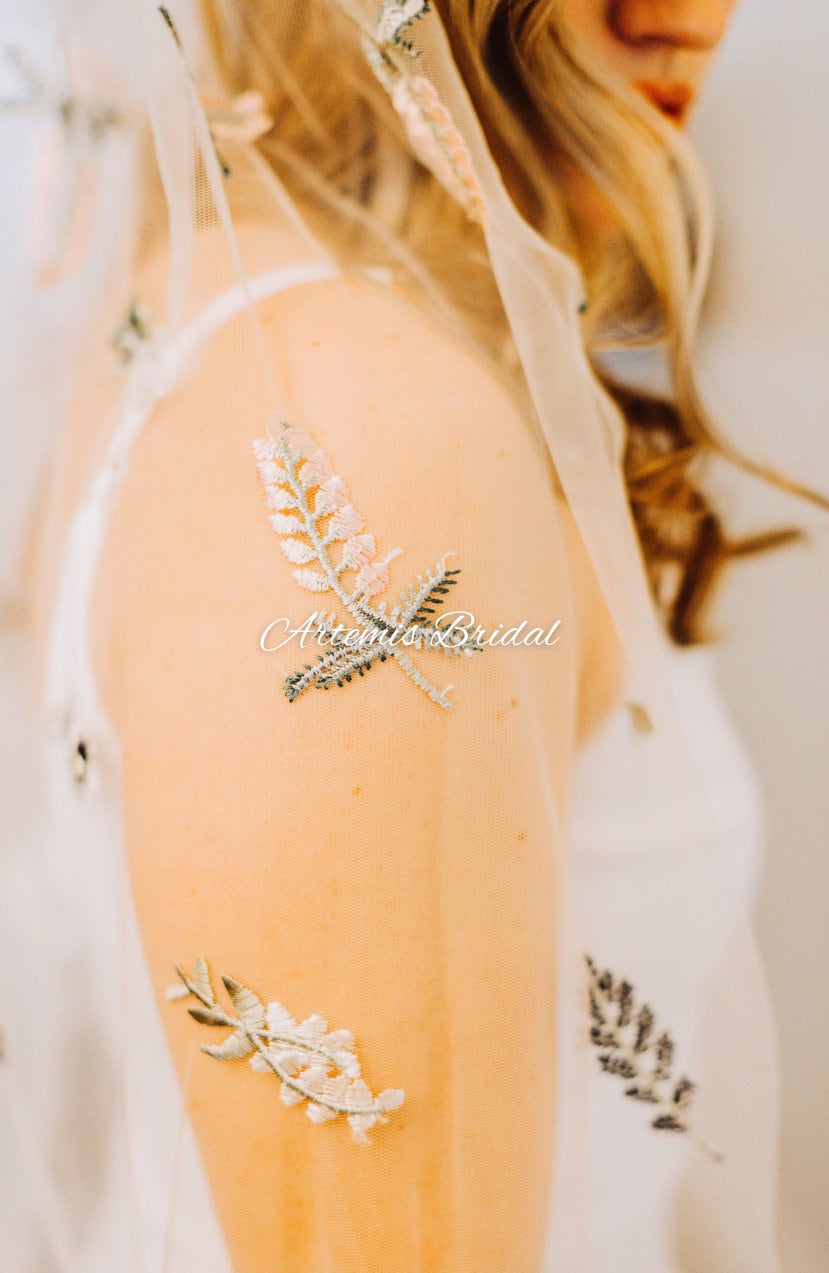 Mirabelle Floral Veil