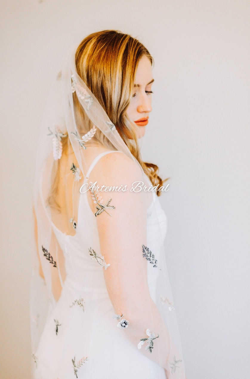 Mirabelle Floral Veil