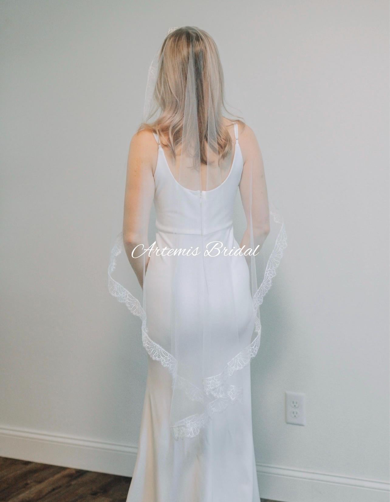 Bella Mantilla Veil