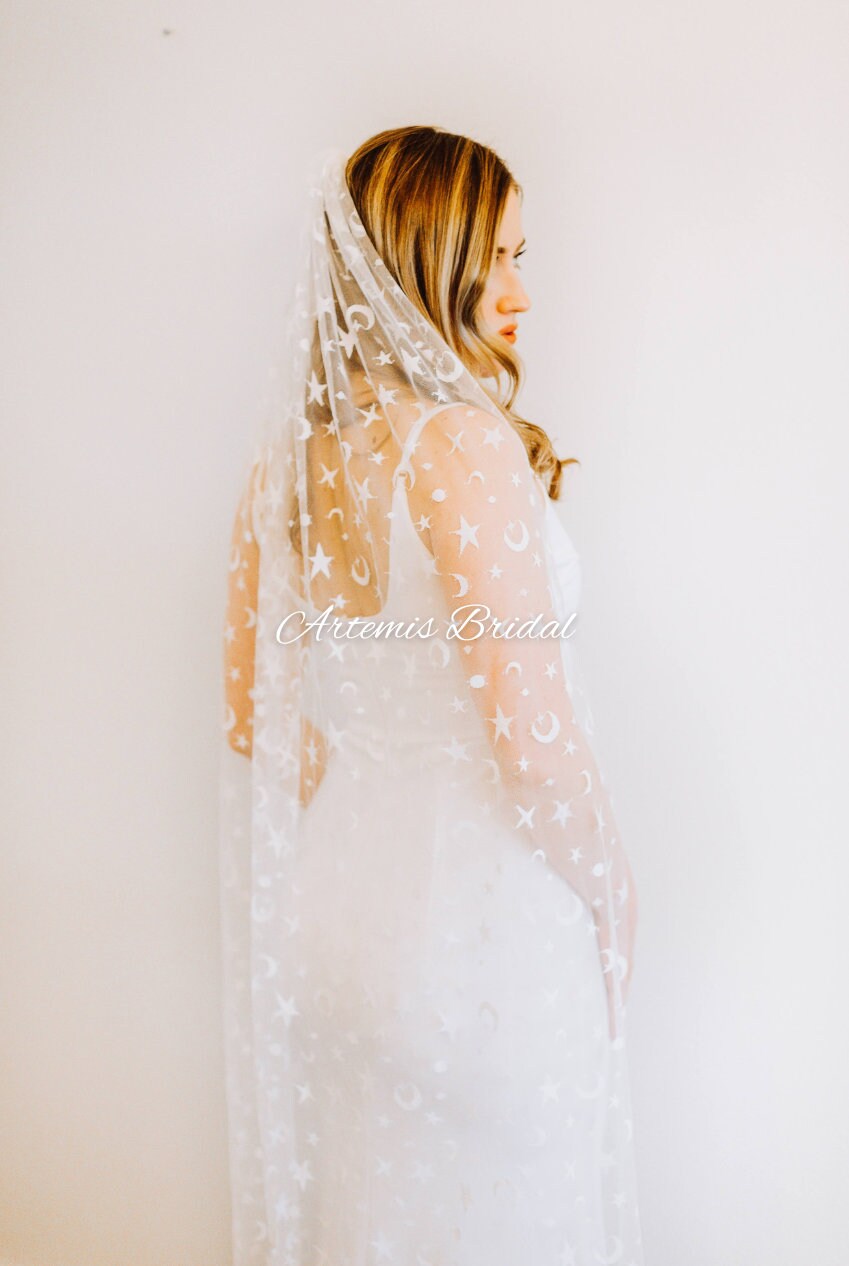 Luna Moon & Stars Veil