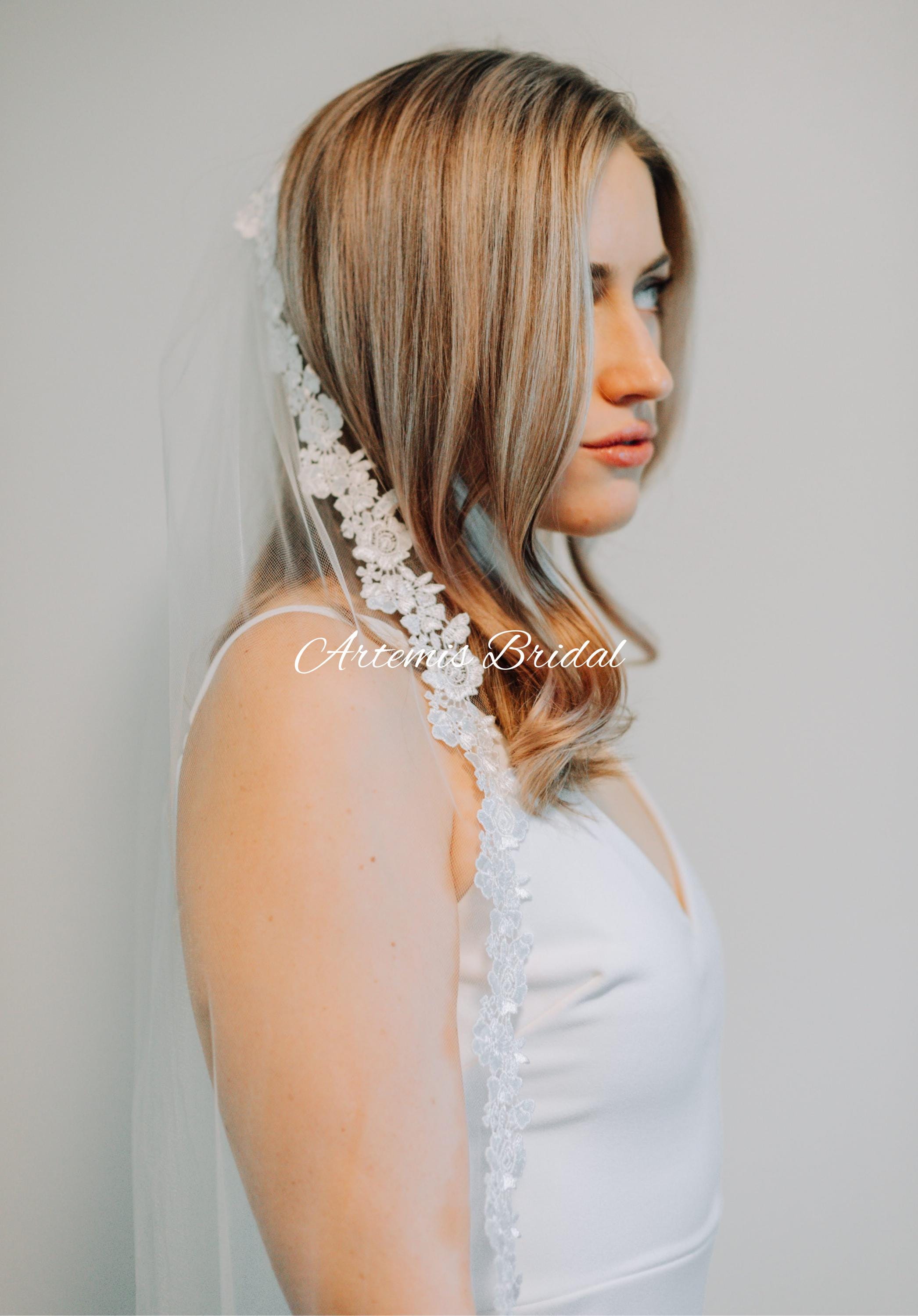 Lana Lace Trim Veil