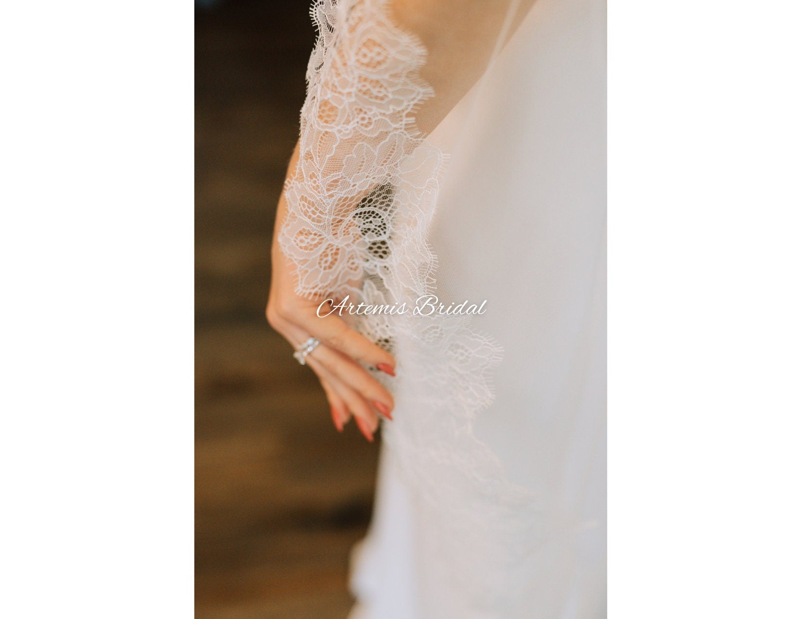 Olivia Mantilla Veil