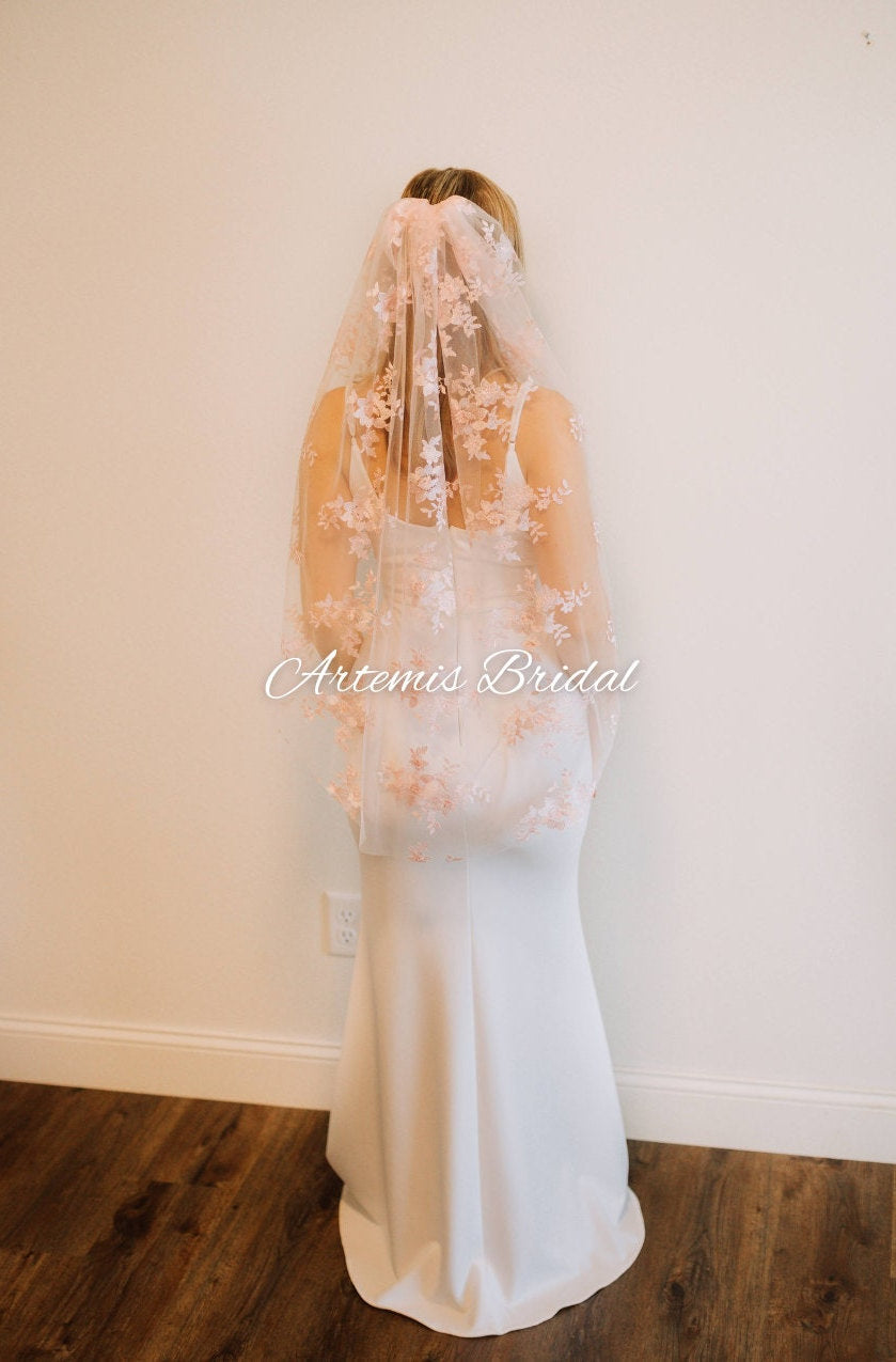 Inez Blush Veil