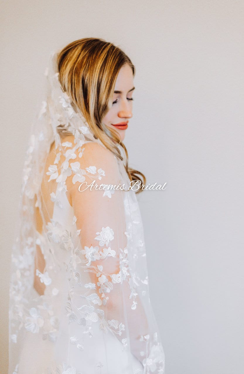 Kathleen Floral Veil