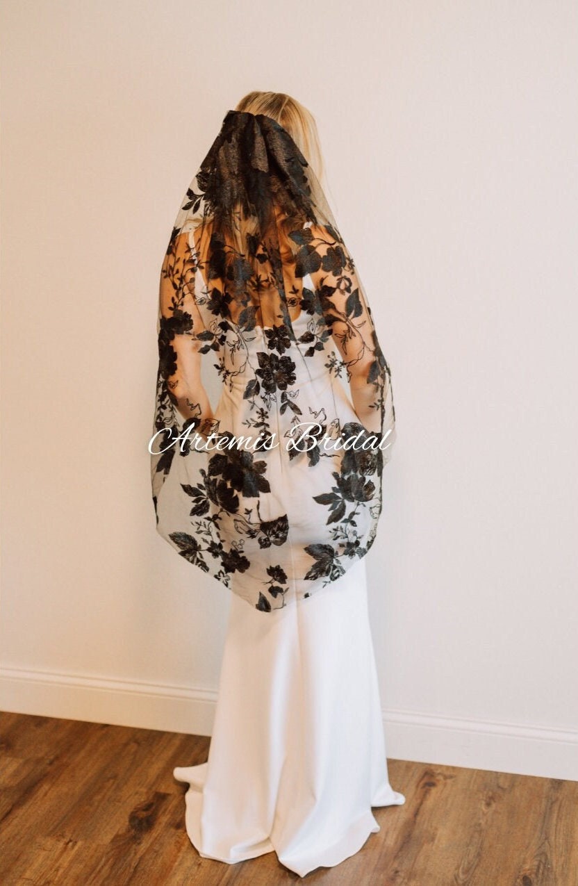 Blair Black Veil