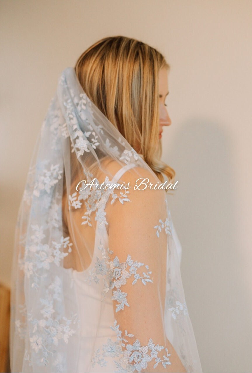 Inez Light Blue Veil