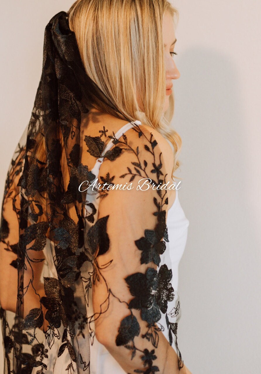 Blair Black Veil