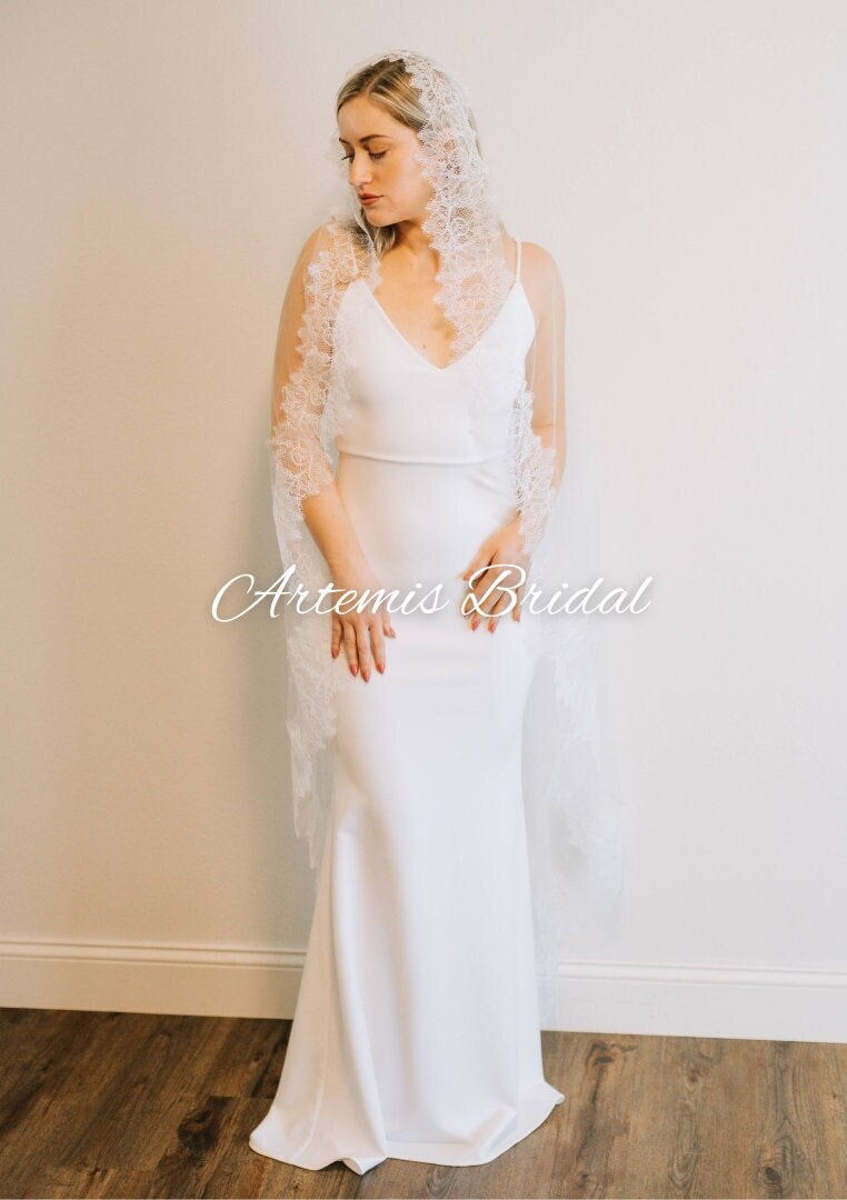 Olivia Mantilla Veil