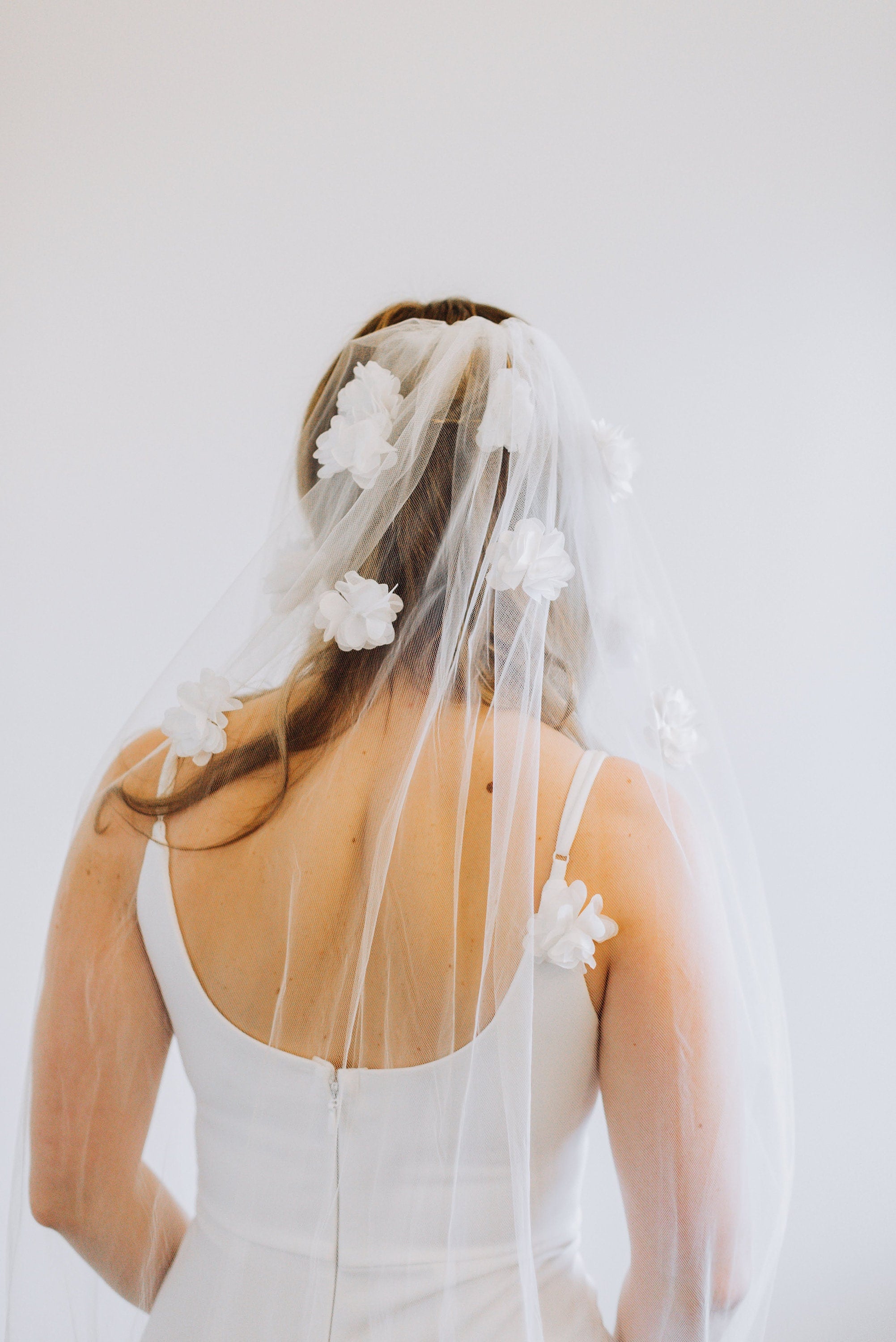 Giselle Cascading 3D Flower Veil