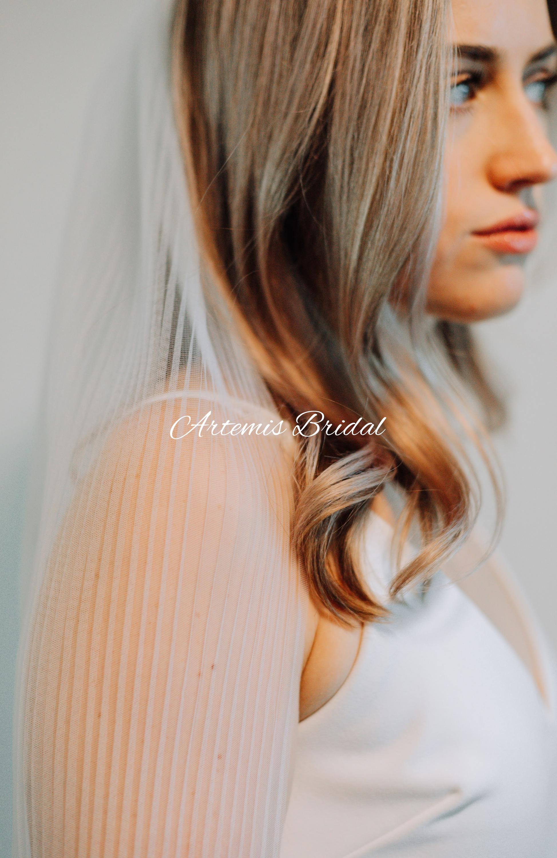 Alexandria - Small Pleated Veil