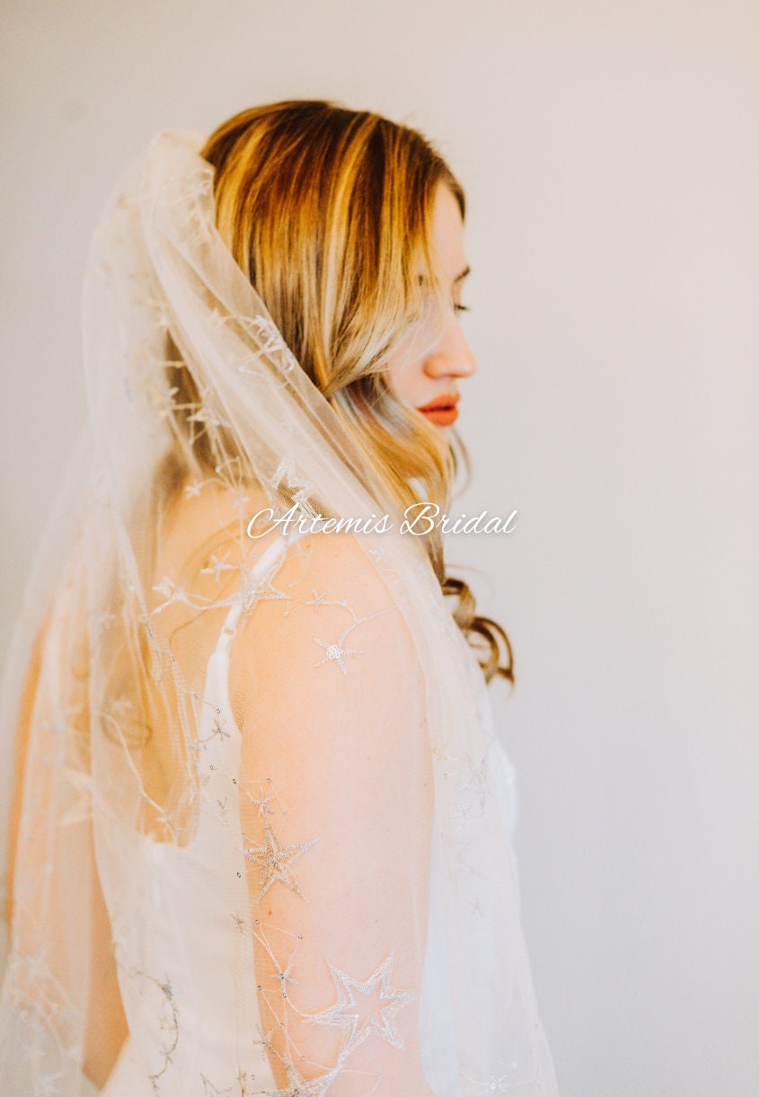 Astrid Stars and Moon Veil