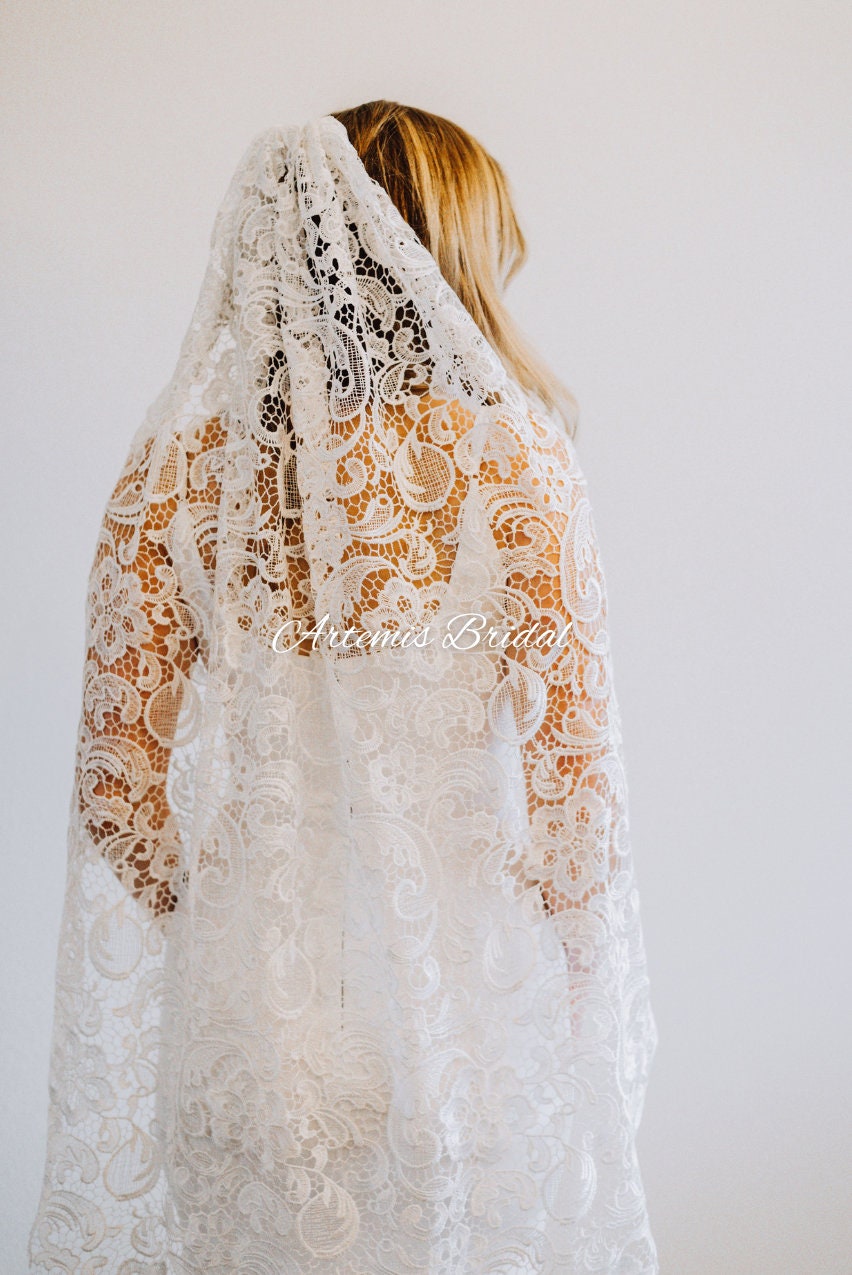 Amelia Lace Veil