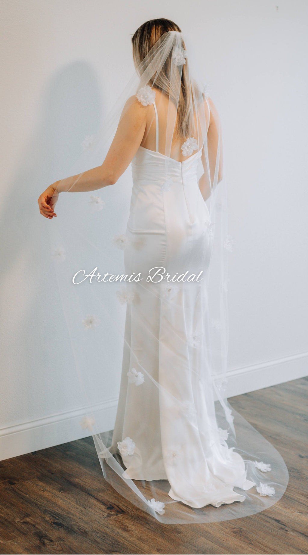 Bridget 3D Floral Veil