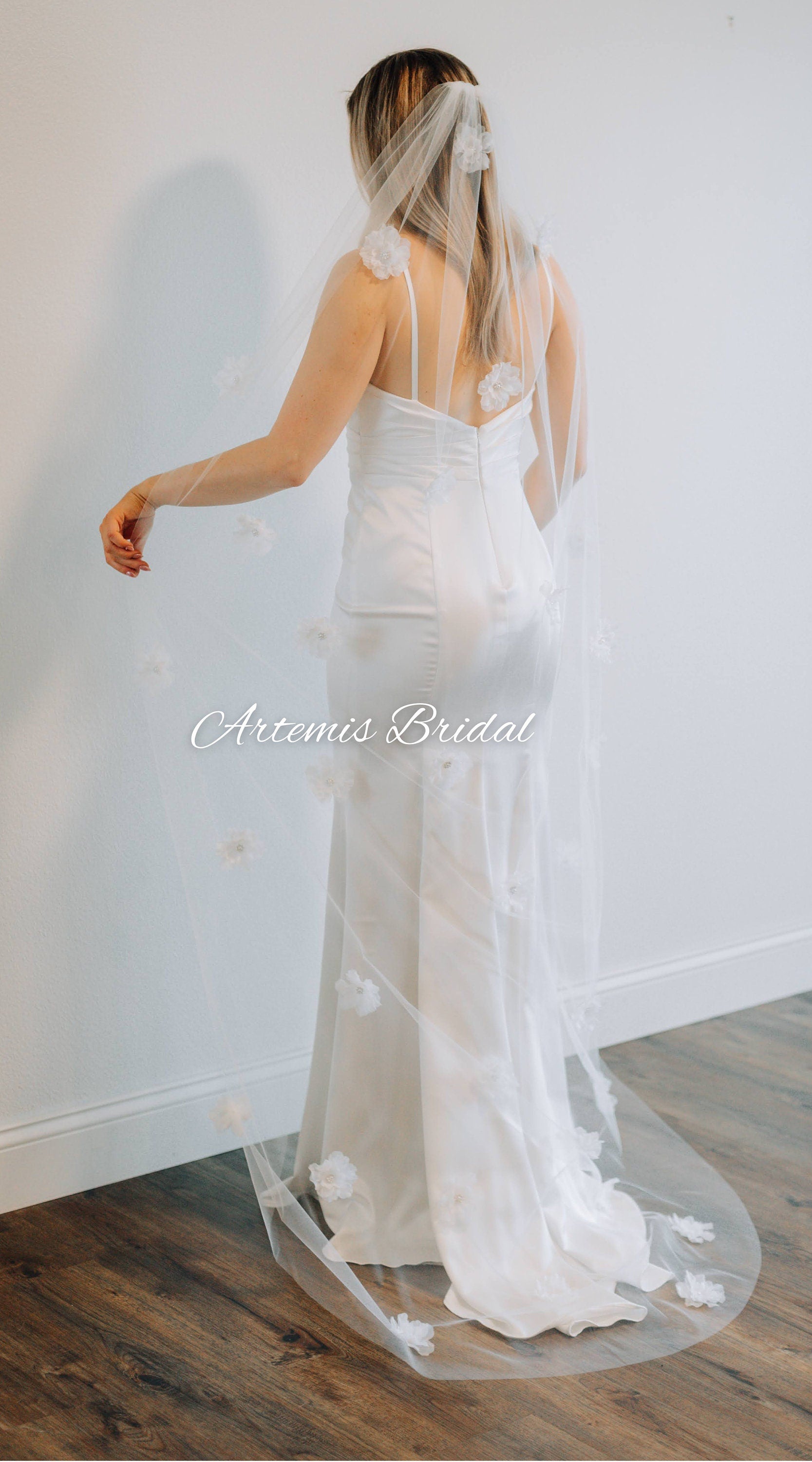 Bridget 3D Floral Veil